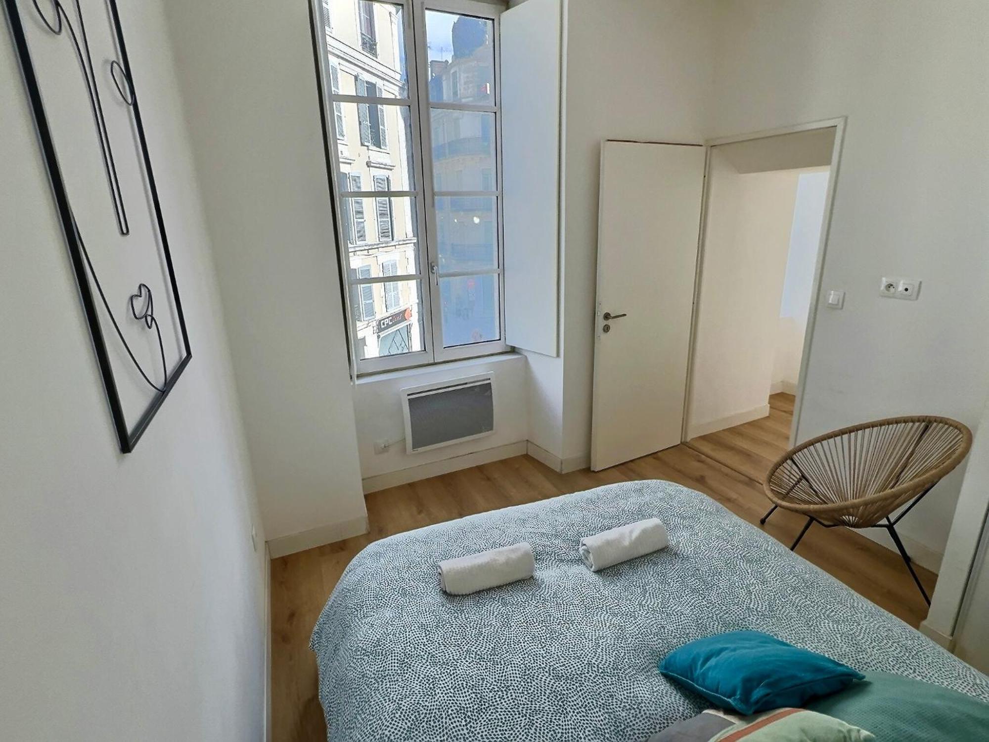 Wonderhost, Au Coeur Du Quartier Du Chateau Pau Luaran gambar